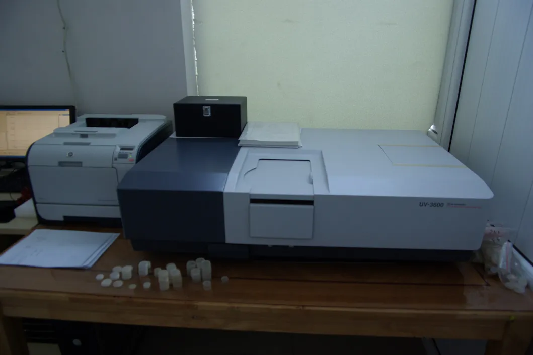 Bk7 Anti-Reflected Coated Plano-Convex Cylindrical Lens